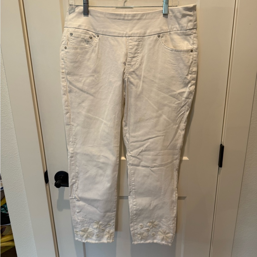 Jag Jeans.  Ladies. White, size 12, High Rise Slim Ankle Length. Waist 16”